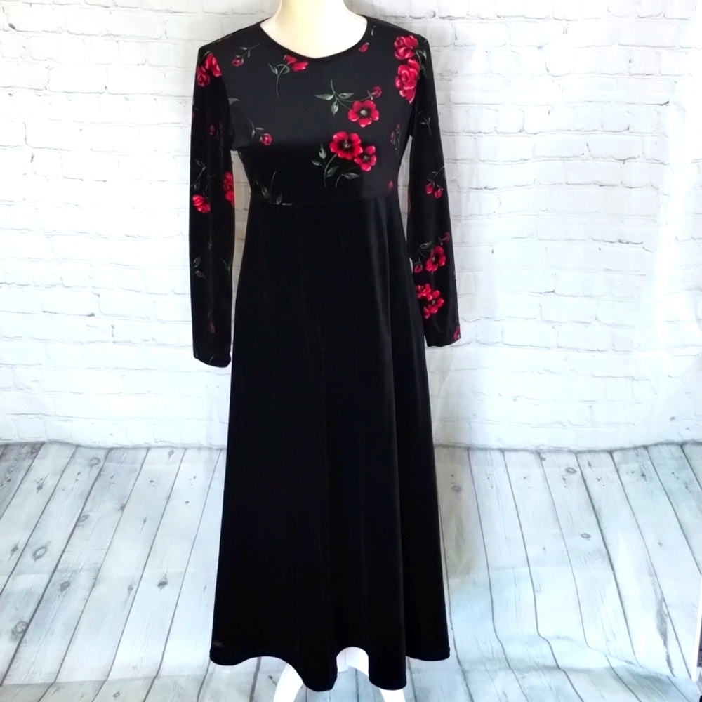 Coldwater Creek Rose Print Black Velvet Long Sleeve Dress